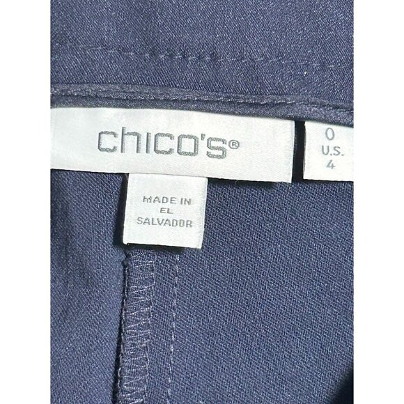 Chico's‎ Stretchy Navy Cropped Pants With Gold Buttons Size 4 - Picture 3 of 5